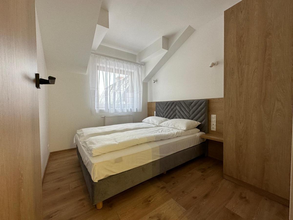 Gal Apartment *